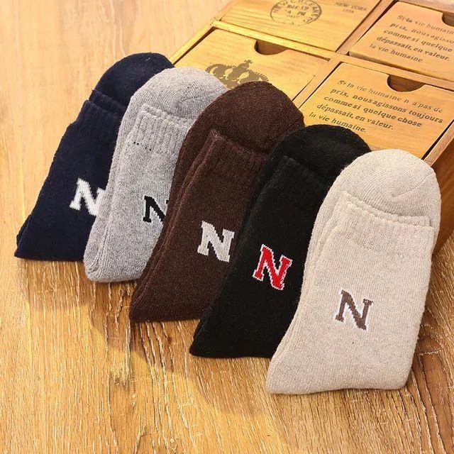 Autumn Winter Men Thick Warm Letters Maple Leaf Thick Cotton Socks