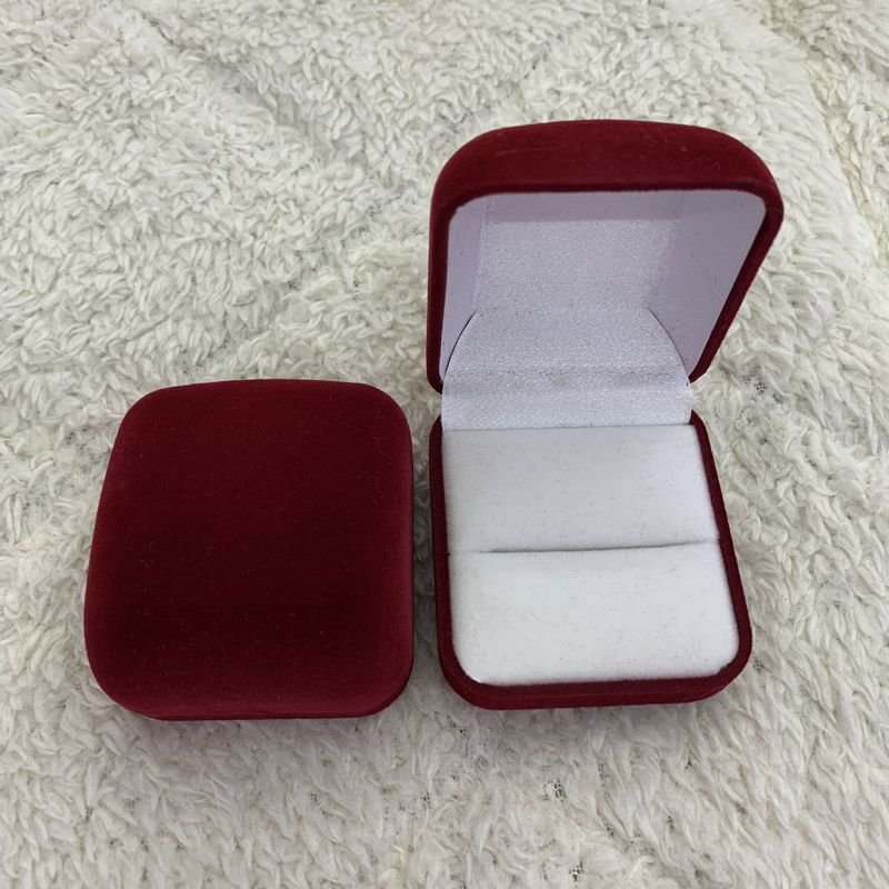 Fashionable Exquisite Velvet Cloth Ring Box Wedding Ring Accessories