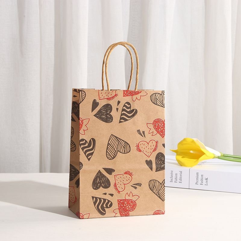 Valentine Day Cartoon Heart Print Kraft Paper Gift Bag